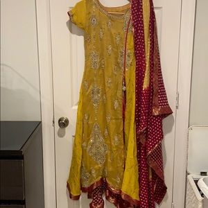 Pakistani formal wear 3 piece suit